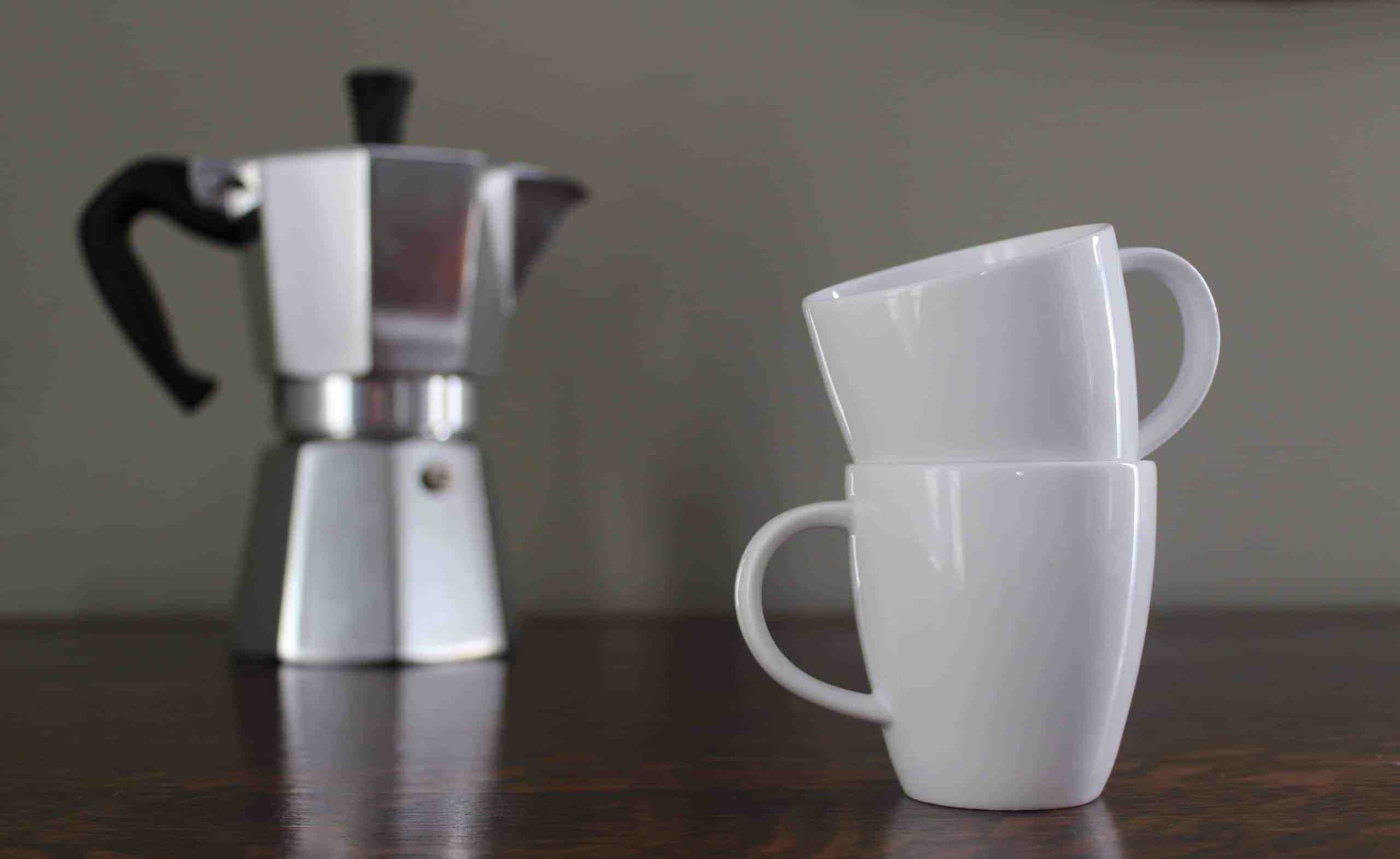 How Much Water Do You Put In A Stovetop Coffee Maker?